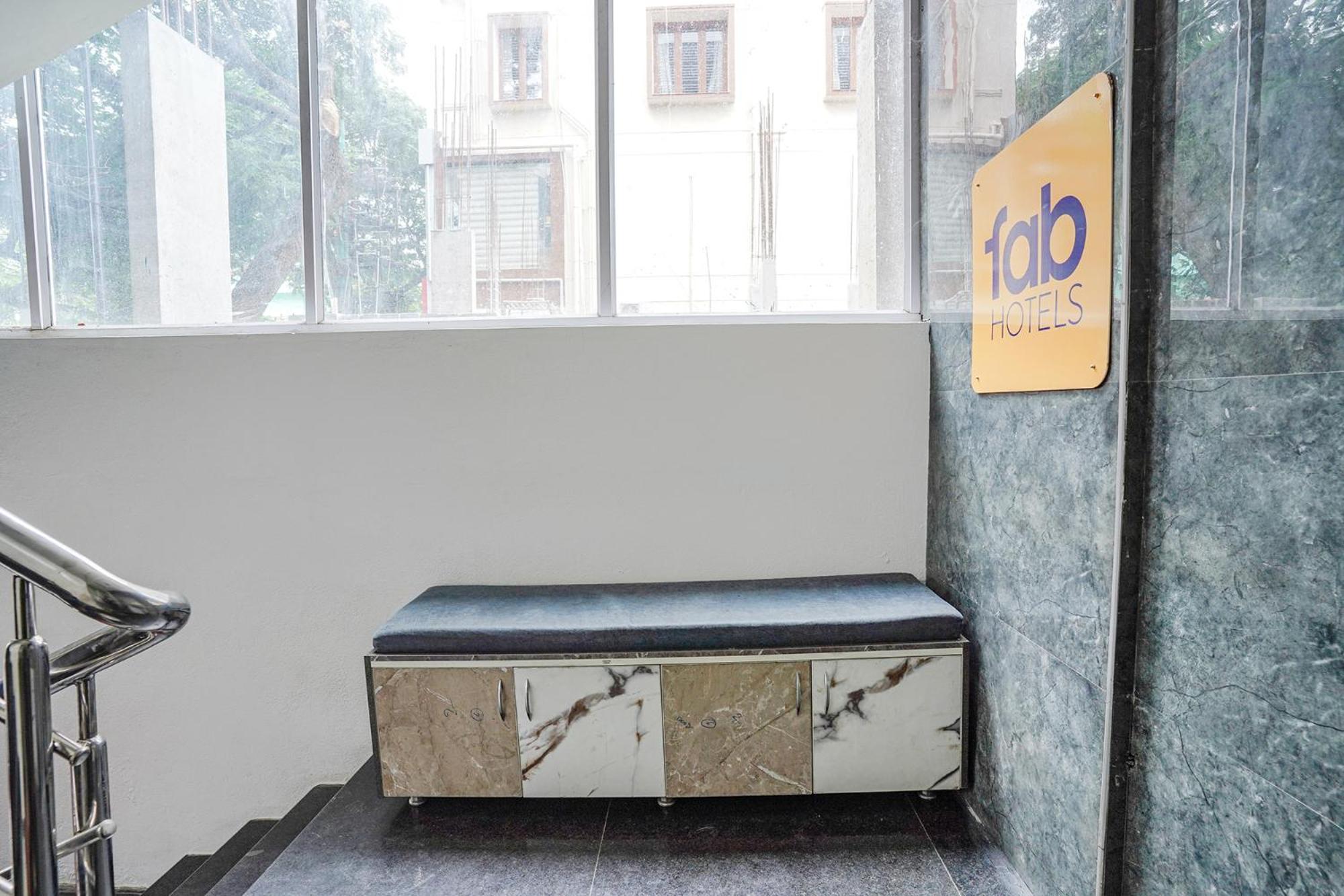 Fabhotel Rlv Green Palace - Nr Kengeri Satellite Town بنغالور المظهر الخارجي الصورة