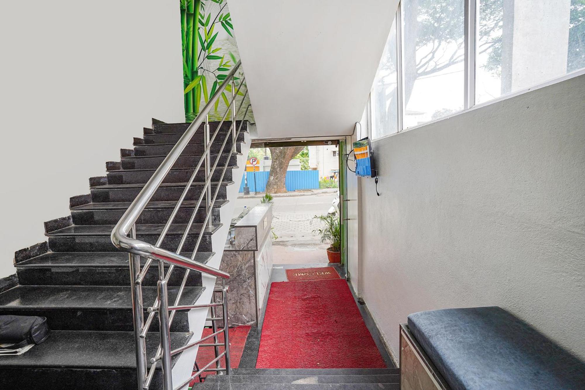 Fabhotel Rlv Green Palace - Nr Kengeri Satellite Town بنغالور المظهر الخارجي الصورة