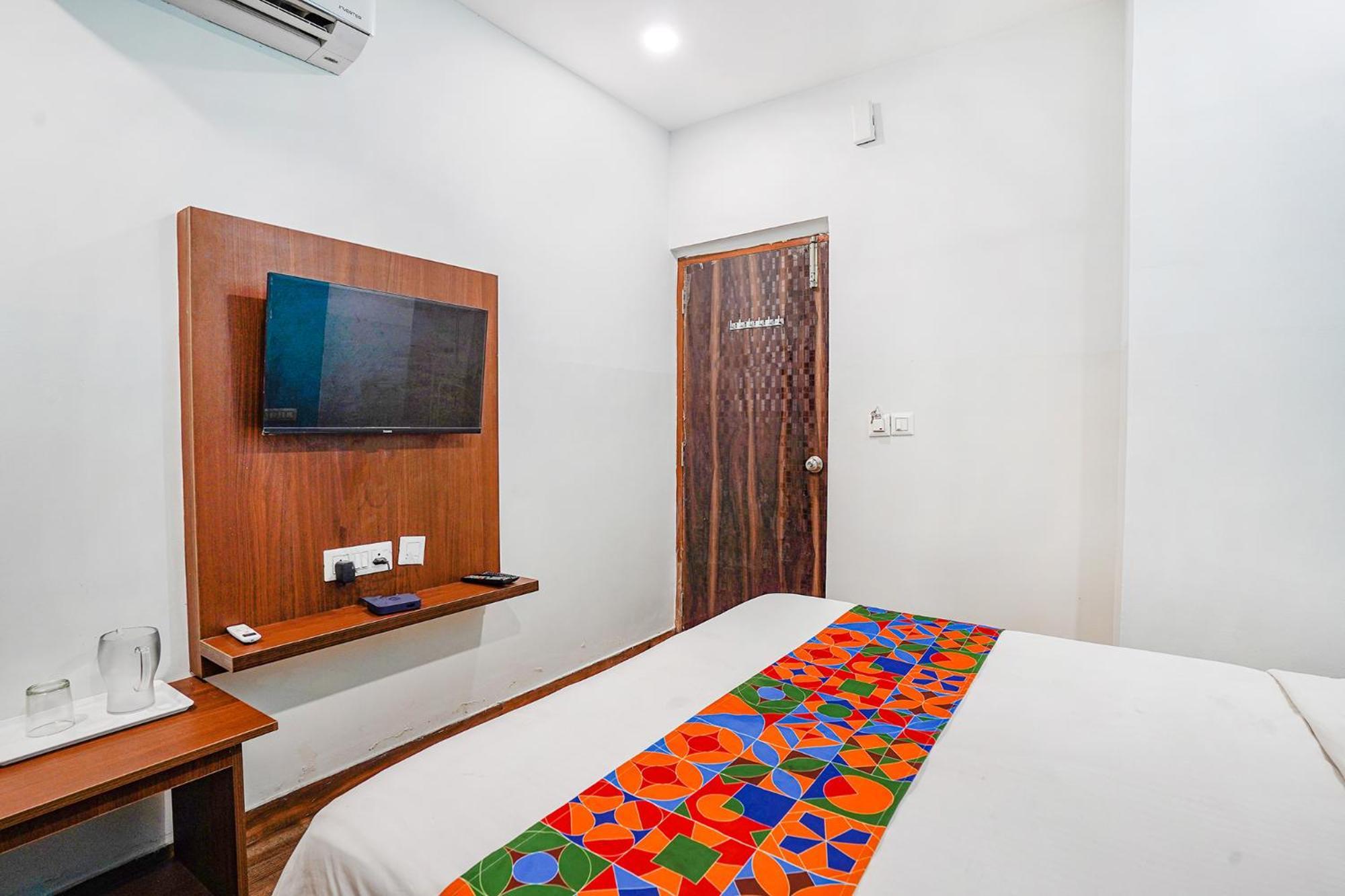 Fabhotel Rlv Green Palace - Nr Kengeri Satellite Town بنغالور المظهر الخارجي الصورة