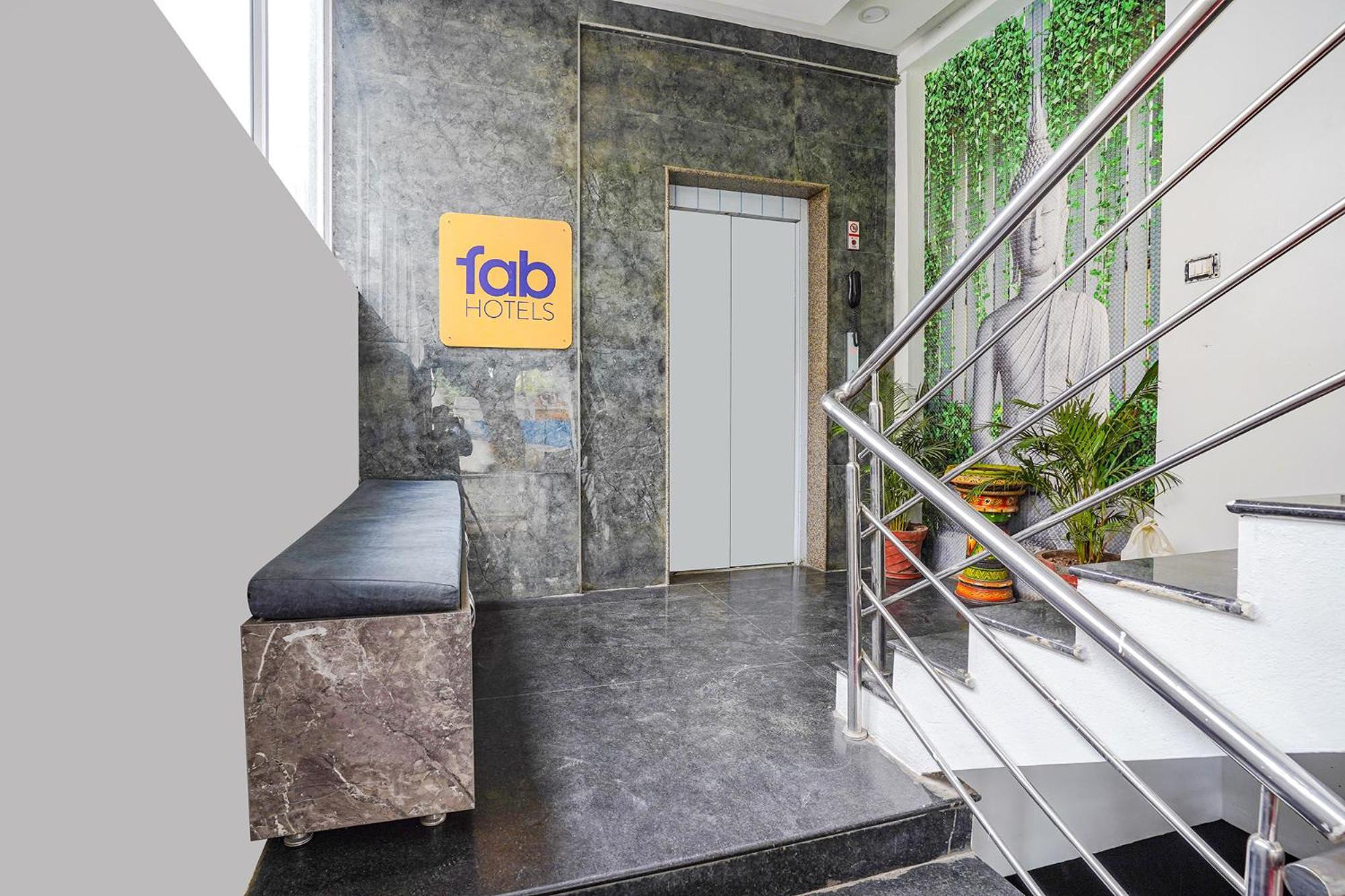 Fabhotel Rlv Green Palace - Nr Kengeri Satellite Town بنغالور المظهر الخارجي الصورة