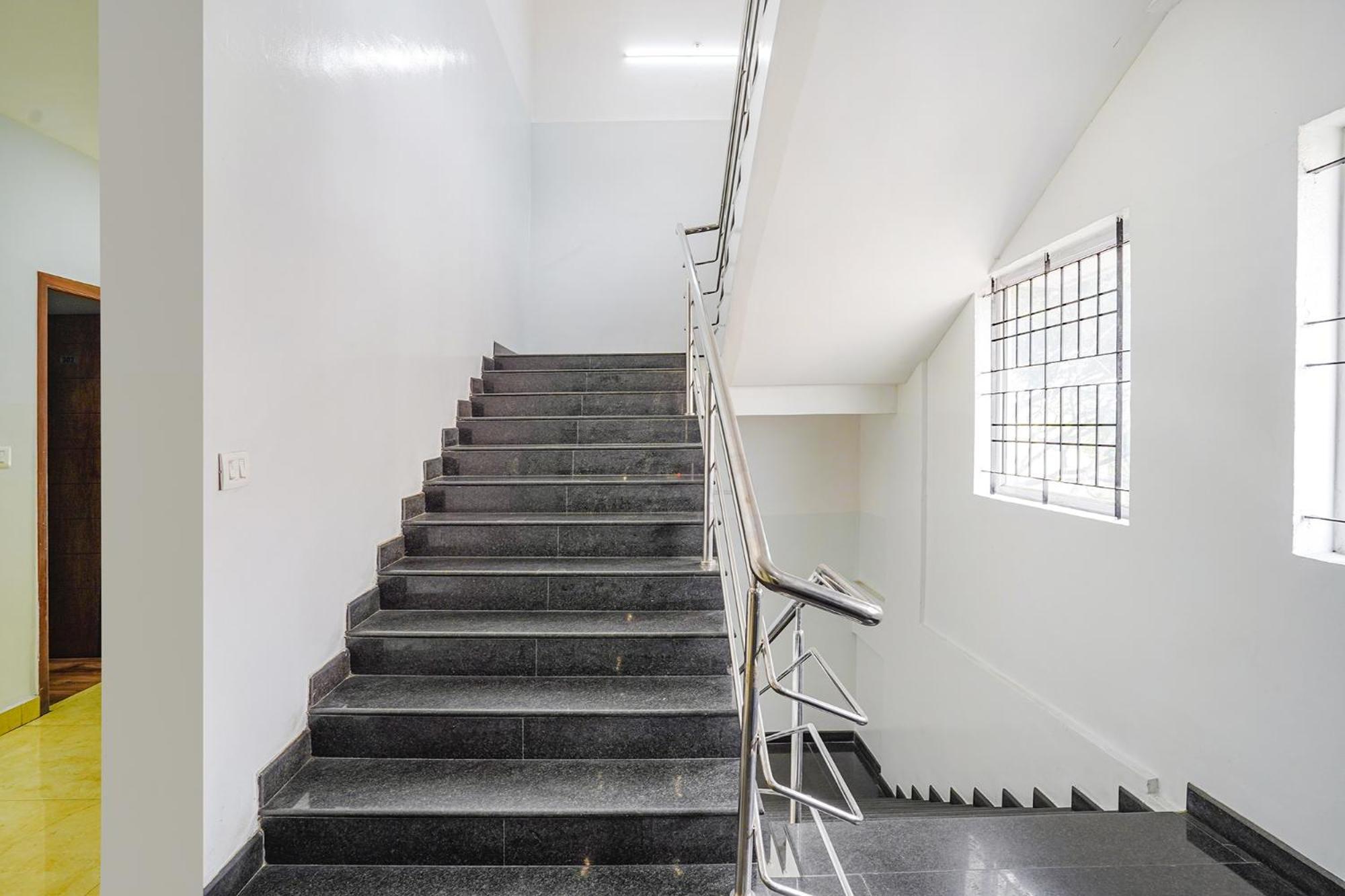 Fabhotel Rlv Green Palace - Nr Kengeri Satellite Town بنغالور المظهر الخارجي الصورة